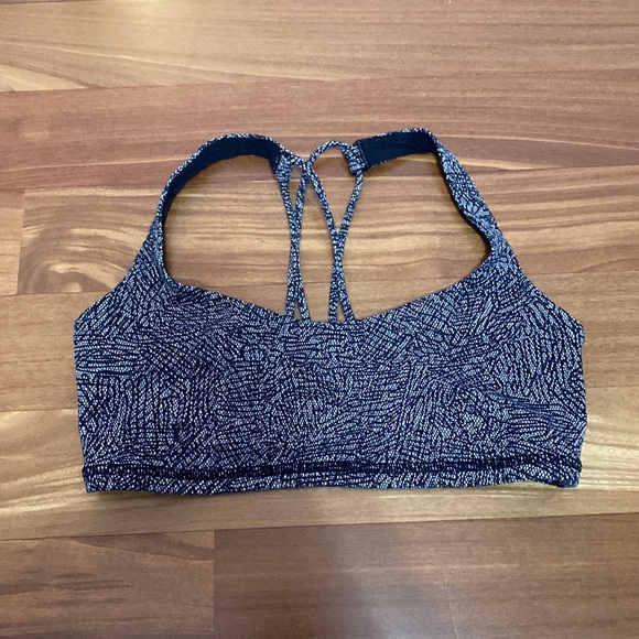 lululemon bra - Picture 1 of 3